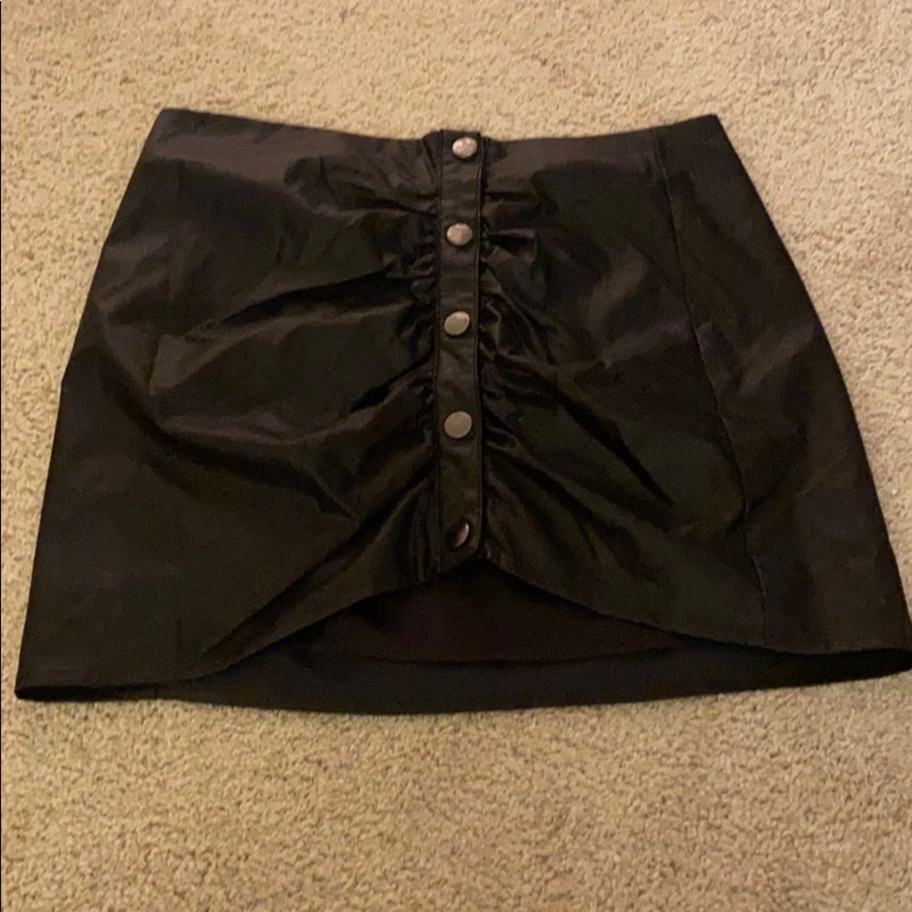 FAUX LEATHER BUTTON DOEN MINI